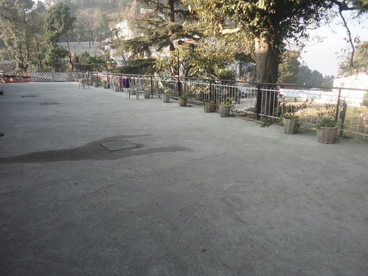 Hotel Walnut Grove Mussoorie Exterior photo